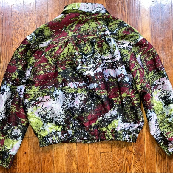 Abstract Patterned Jacket - Picture 3 of 3